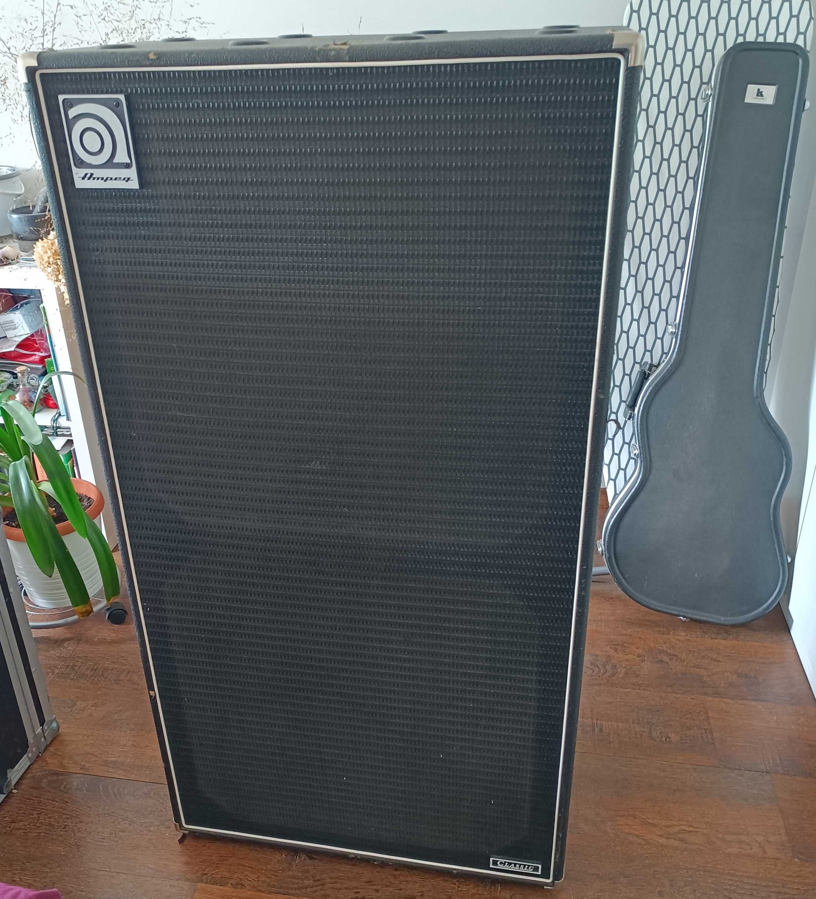 Kolumna basowa Ampeg SVT810E