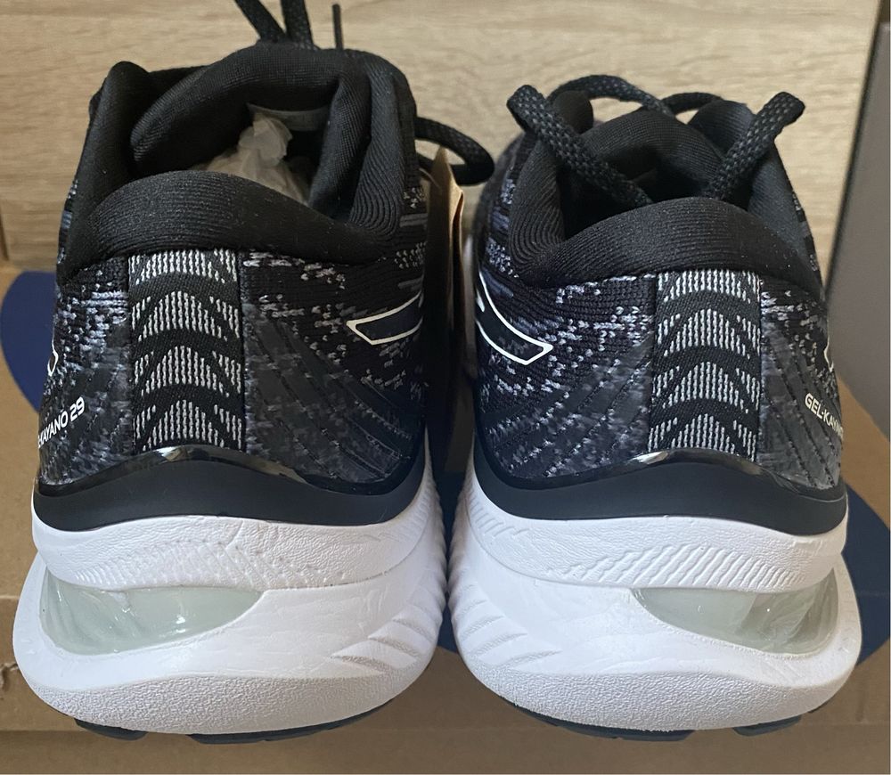Buty do buegania Asics Gel-Kayano 29 1011B440 r.40