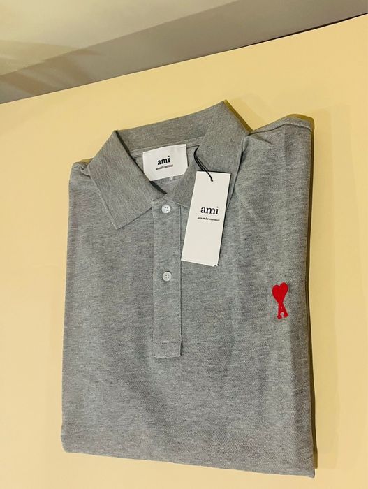 Polo Cinza Ami Paris