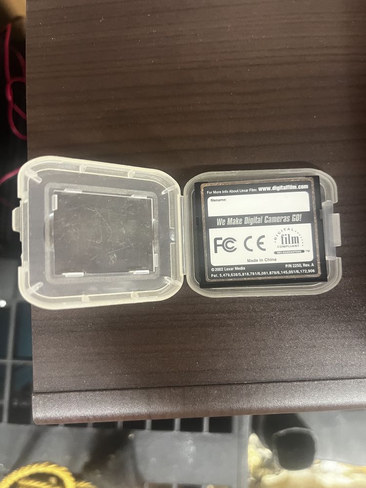 Stara karta pamięci Lexar Media 128 MB USB CompactFlash