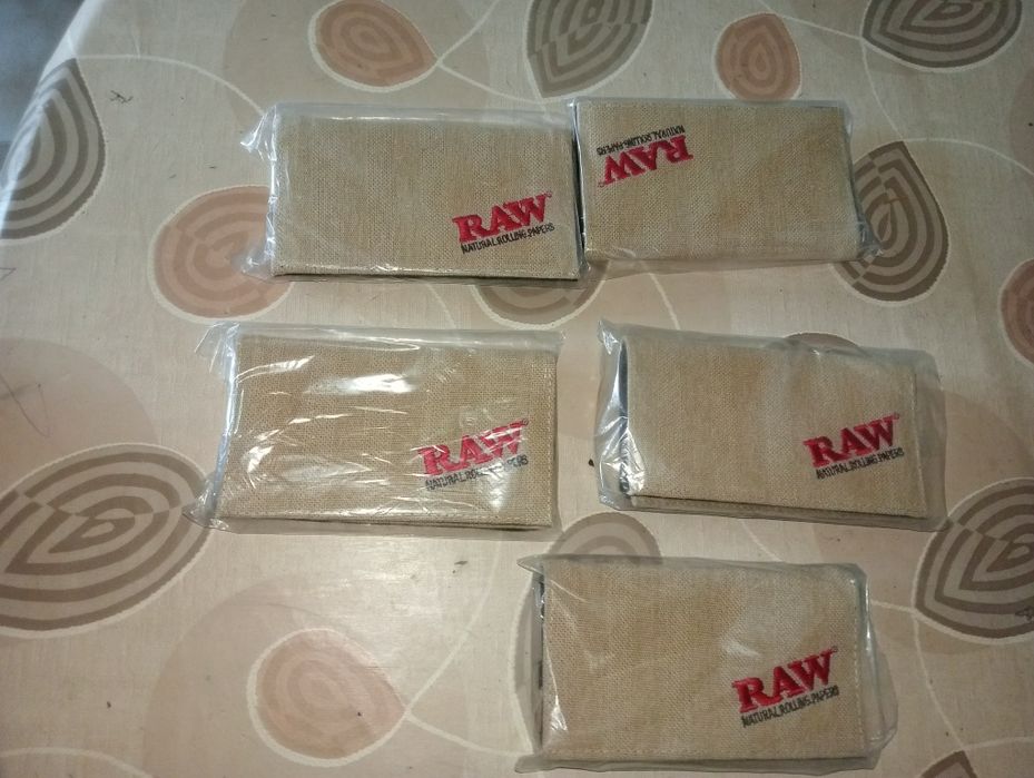 carteira cigarreira raw