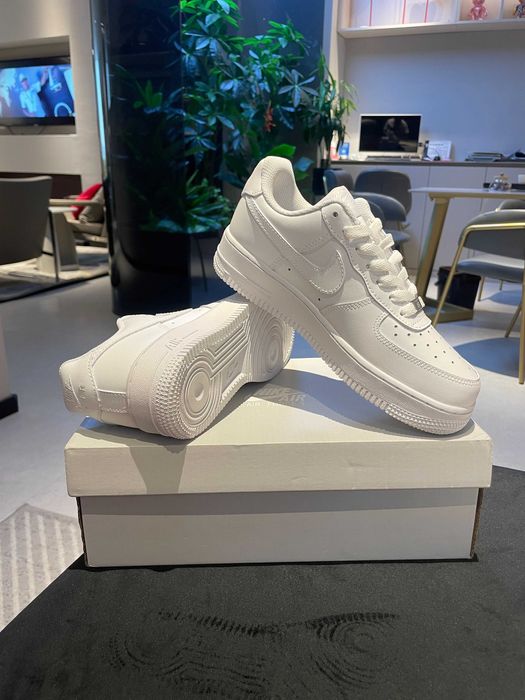 unisex Low Nike Biały damskie Trampki Nowy z metką R.40