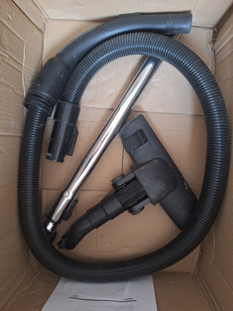 Odkurzacz bezworkowy Amazon VCM43B16H, 700 W