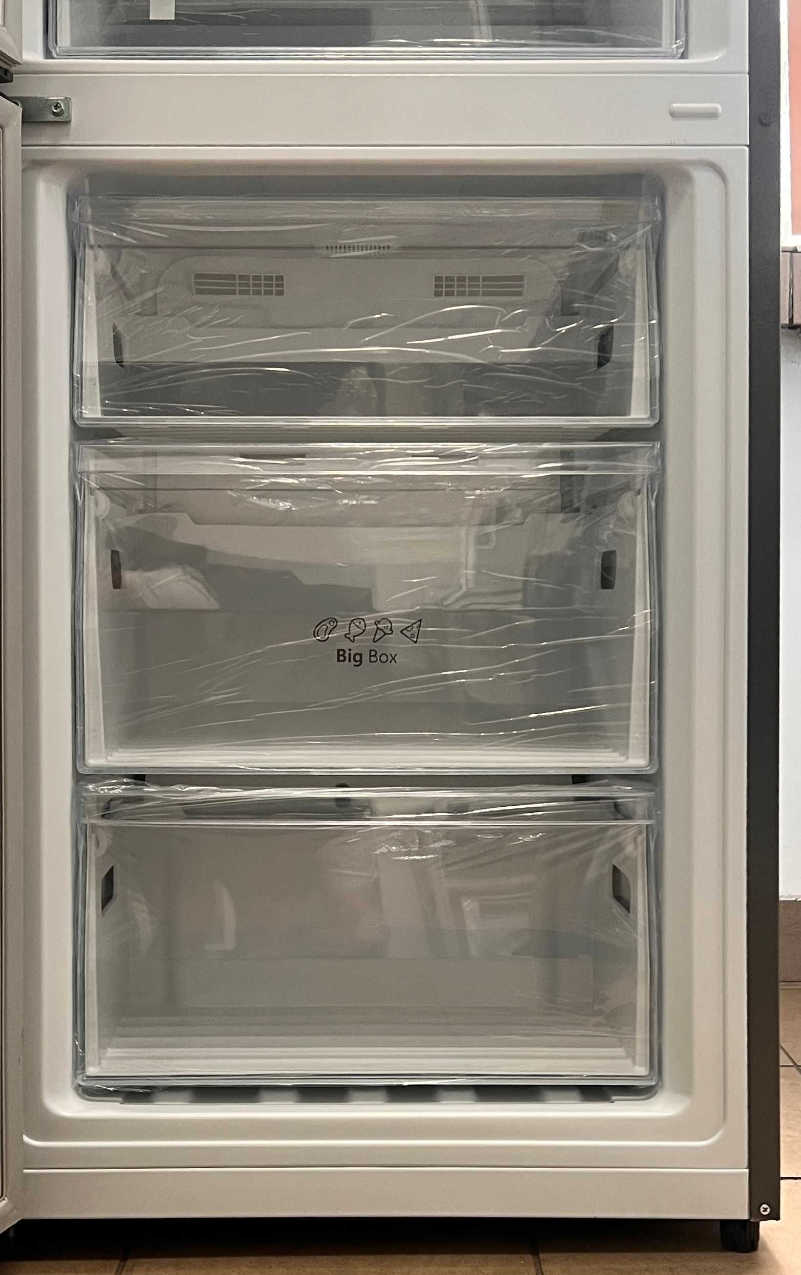 Outlet Agd: Chłodziarko Zamrażarka Hisense RB440N4ACA Warszawa