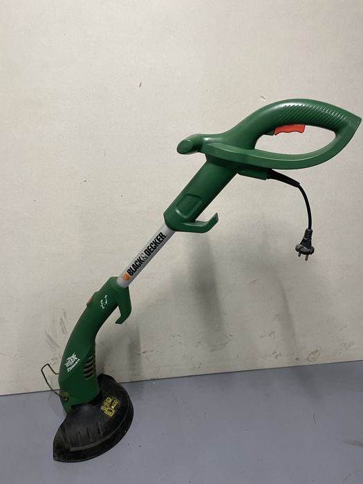 Podkaszarka black&decker