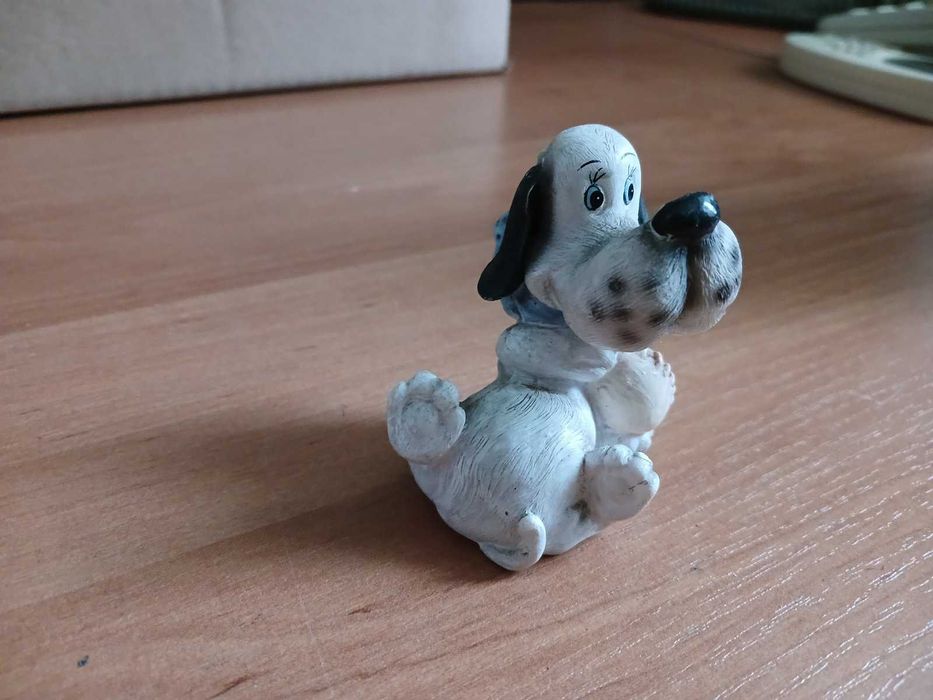 Цікава статуетка , міні-скарбничка, від 50 грн