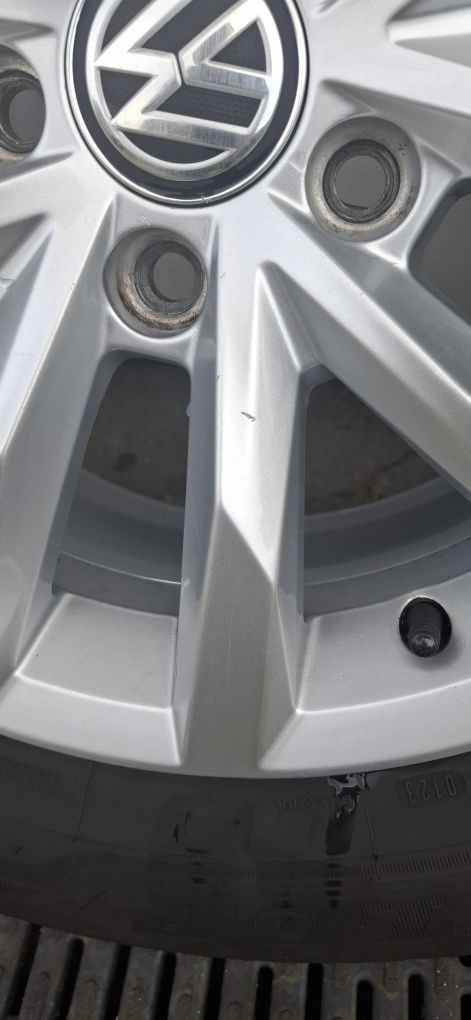 Felgi orginalne z oponami 16" 5×112 VW Passat