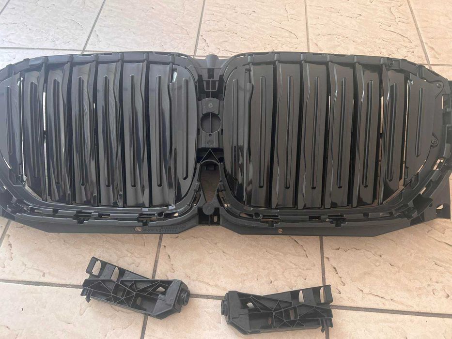 Жалюзі верхні радіатора BMW X5 G05 решітка повітропровід 51749465525