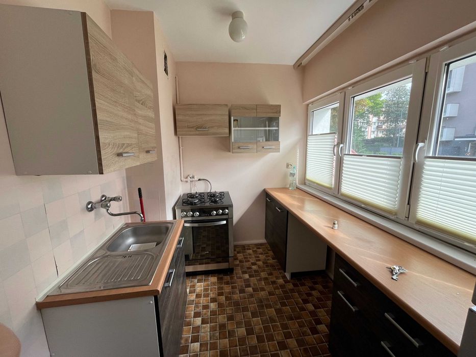 M3-2 pokoje z osobną kuchnią. Bałuty. Osiedle zamknięte.