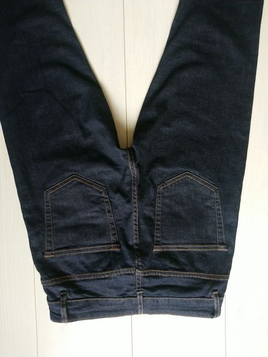 Нові джинси Next W 28 L 33 розмір