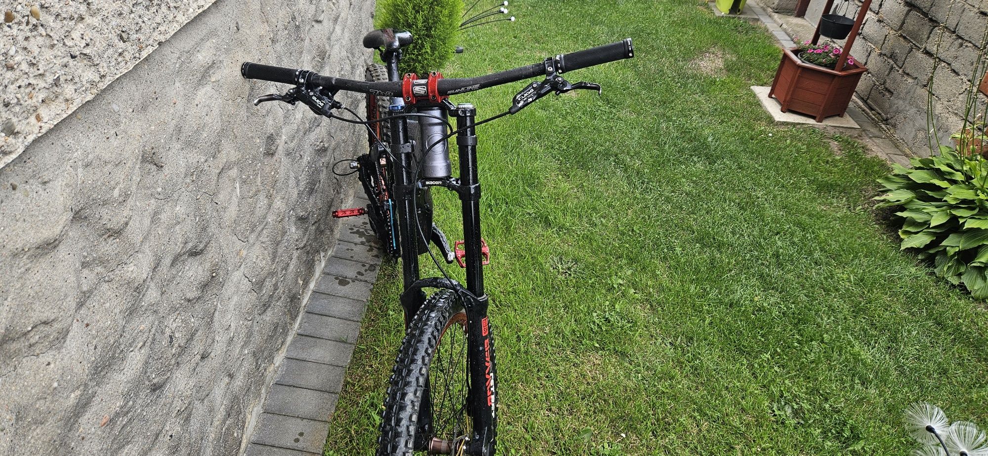 Rower DH Giant Glory 2009 r