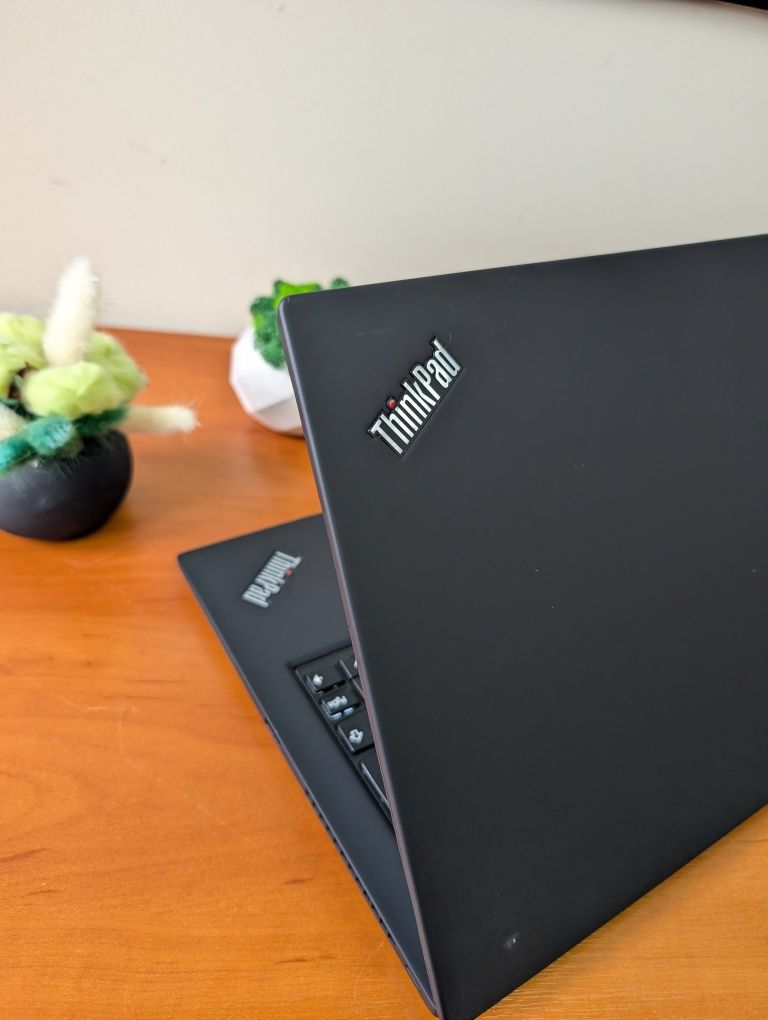 Ноутбук Lenovo ThinkPad T480s/i5-8350U/8/256/FHD/IPS/в ідеальний стан
