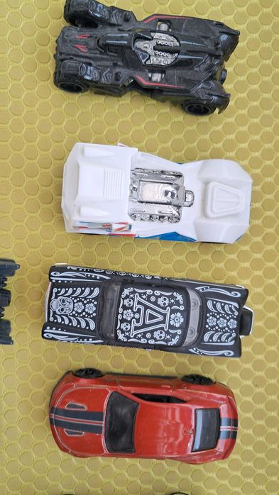 Машинка металична