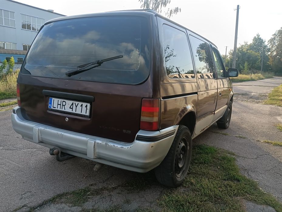 Продам  авто Chrysler Voyager!