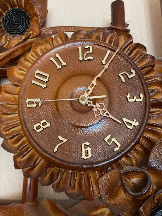 Zegar  obraz- okazja, skóra