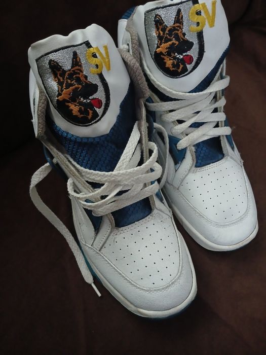 Кросівки шкіряні