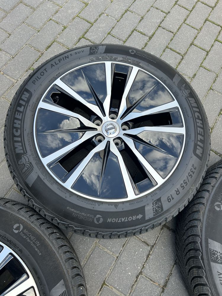 Felgi Volvo XC60,XC90 8x19,et.42,5 jak nowe 5x108