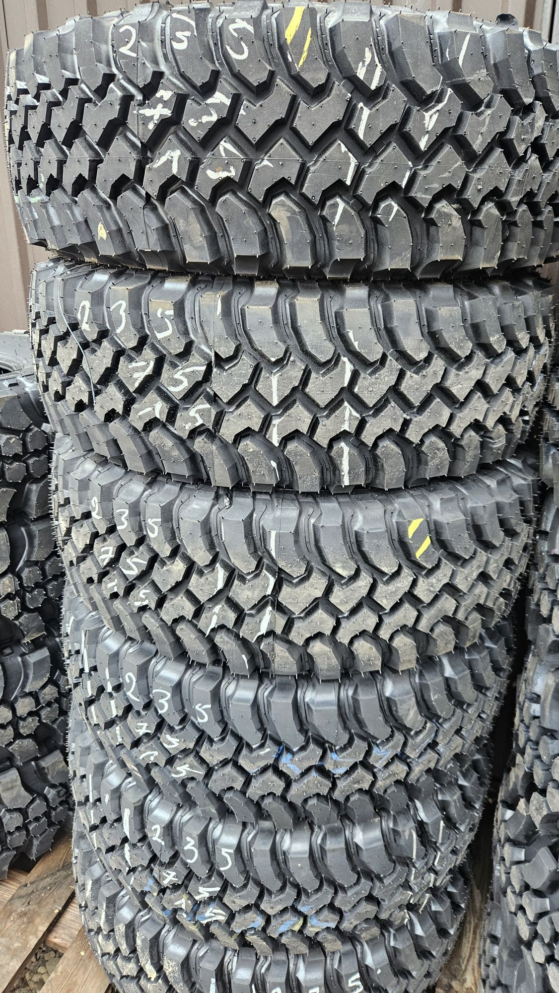 235/75R15 Dakar 4x4 gatII terenowe 2025rok