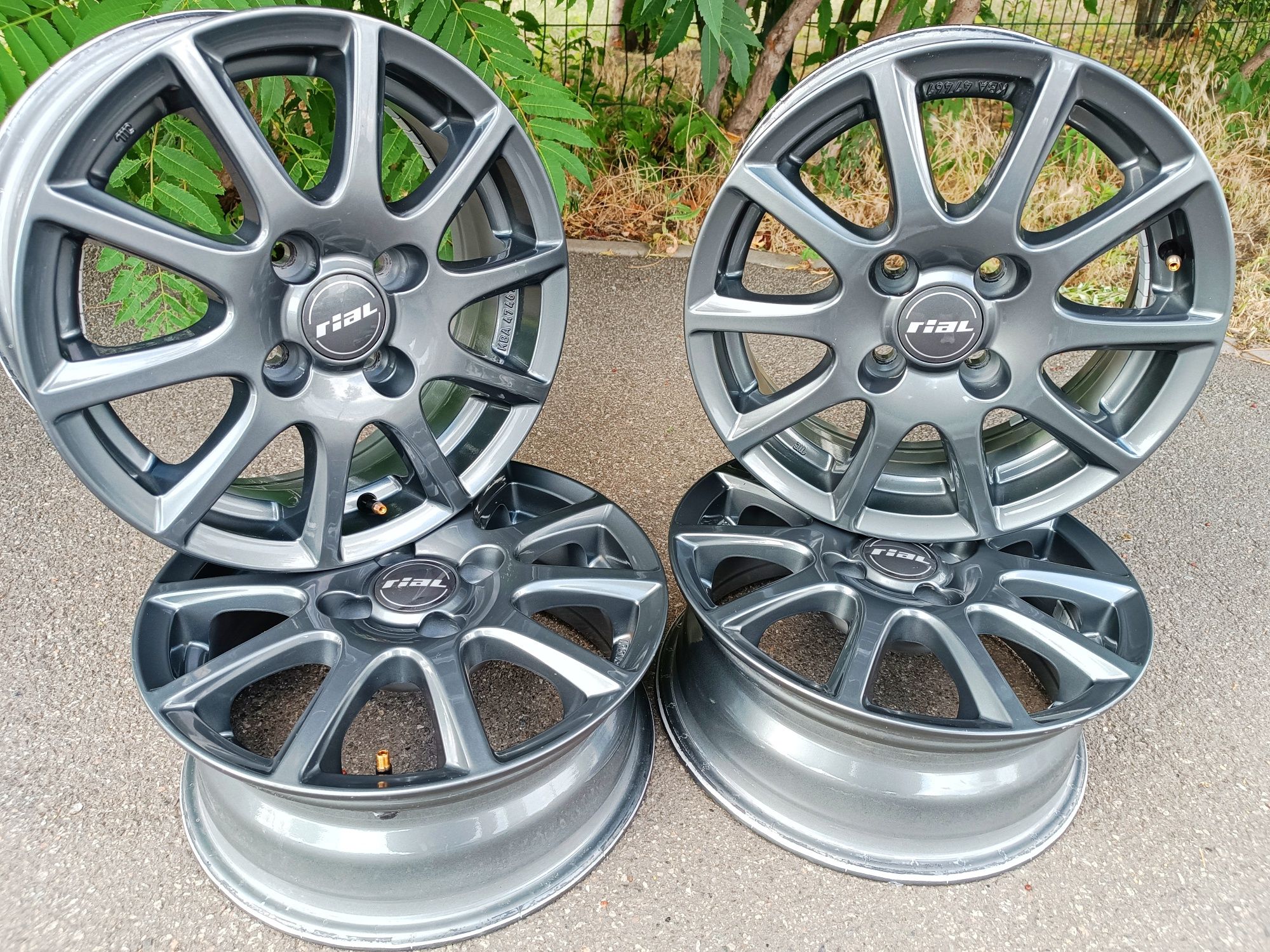 Диски, титани Rial R14 4x100 ET35 J5.5 Авео Ланоc Opel Accent Рено