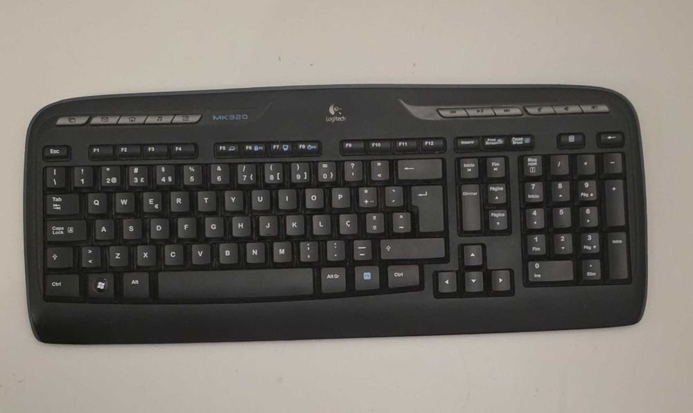 Teclado Logitech MK320