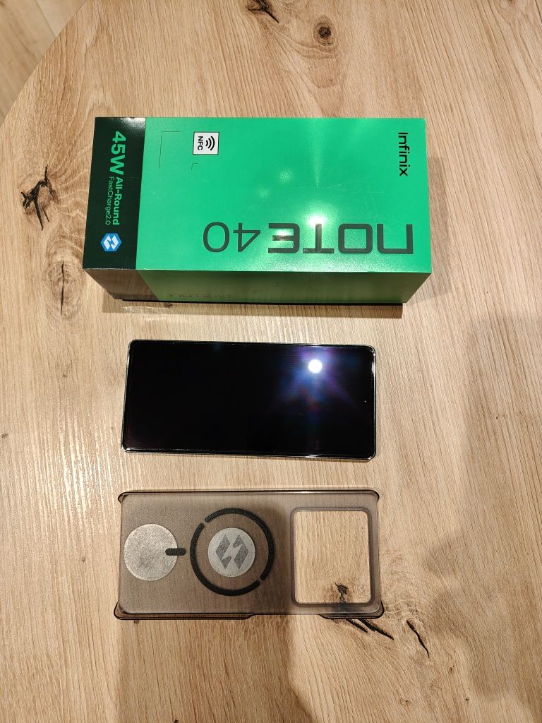 Infinix note 40 256 GB stan idealny