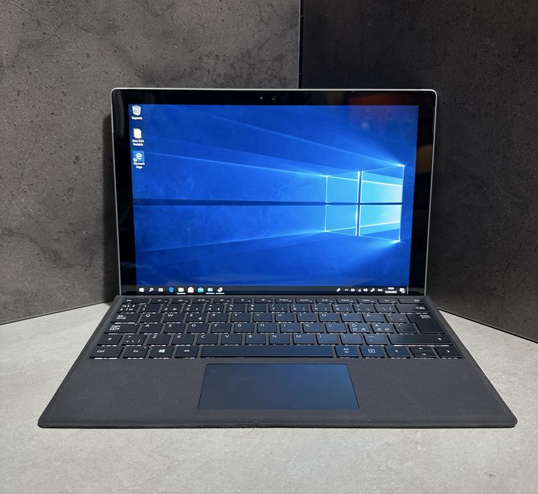 Планшет Surface Pro 4 (1724) 12.3’’ 8GB RAM/256GB SSD/i5-6300U/ N2968