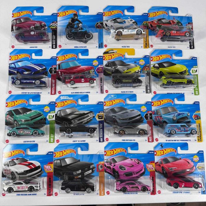 Машинка Premium Hot Wheels Ferrari 499P Circuit Хот вілс преміум Форд