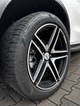 Opony Pirelli P ZERO 255/45/20 oraz 285/40/20 mozna kupić z felgami