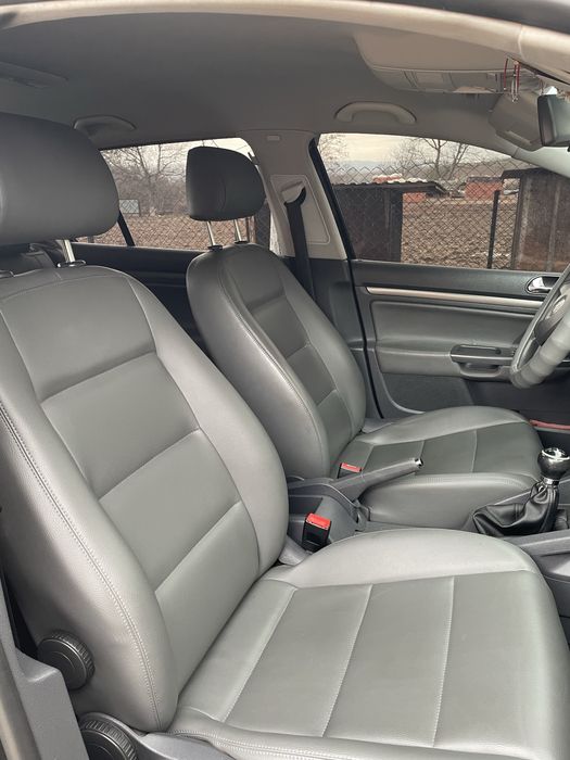 Volkswagen Golf V
