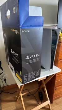 Vendo consola PS5 (edição digital) como nova