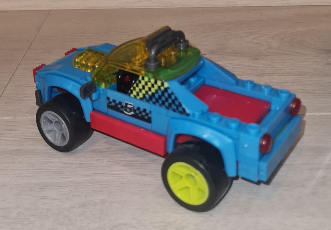 Klocki w stylu Lego Mega Construx Hot Wheels