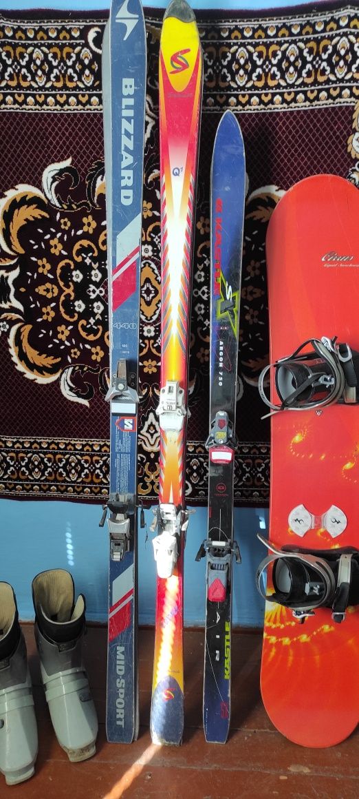 Продам лижі та сноуборд
