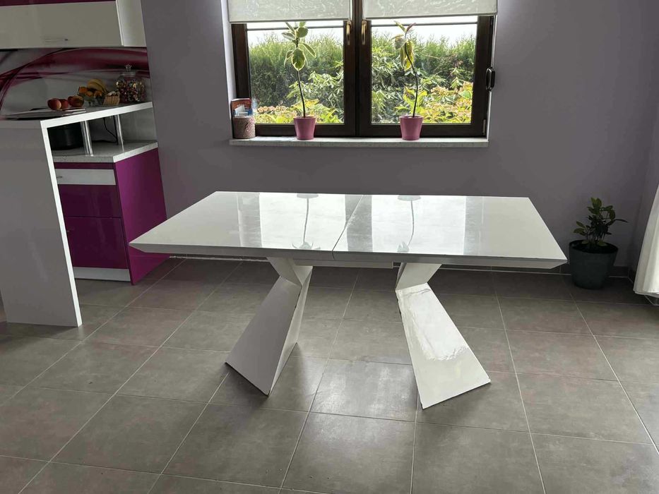 Stół kuchenny -rozkładany