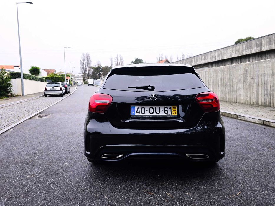 Mercedes-Benz Classe A 180 d | 2016 | Pack Night | AMG Line