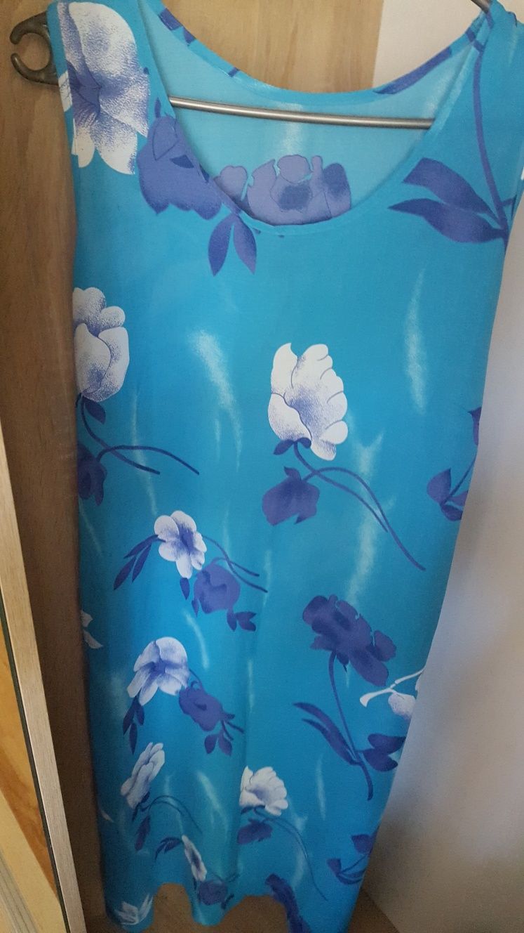 Sukienka letnia maxi zwiewna niebieska w kwiaty r.36/S