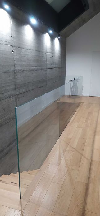 balustrady szklane na rotulach, na szynie, balkony francuskie, poręcz