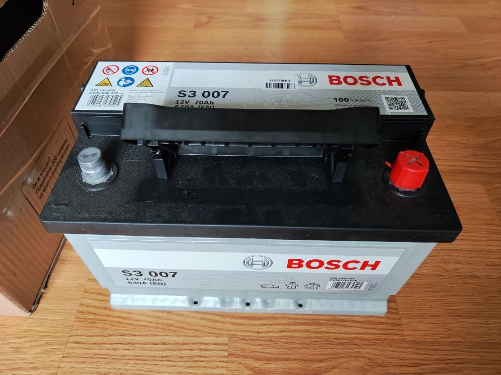 Аккумулятор (батарея) BOSCH S3 007 640A (70A 12V) - новая!!!