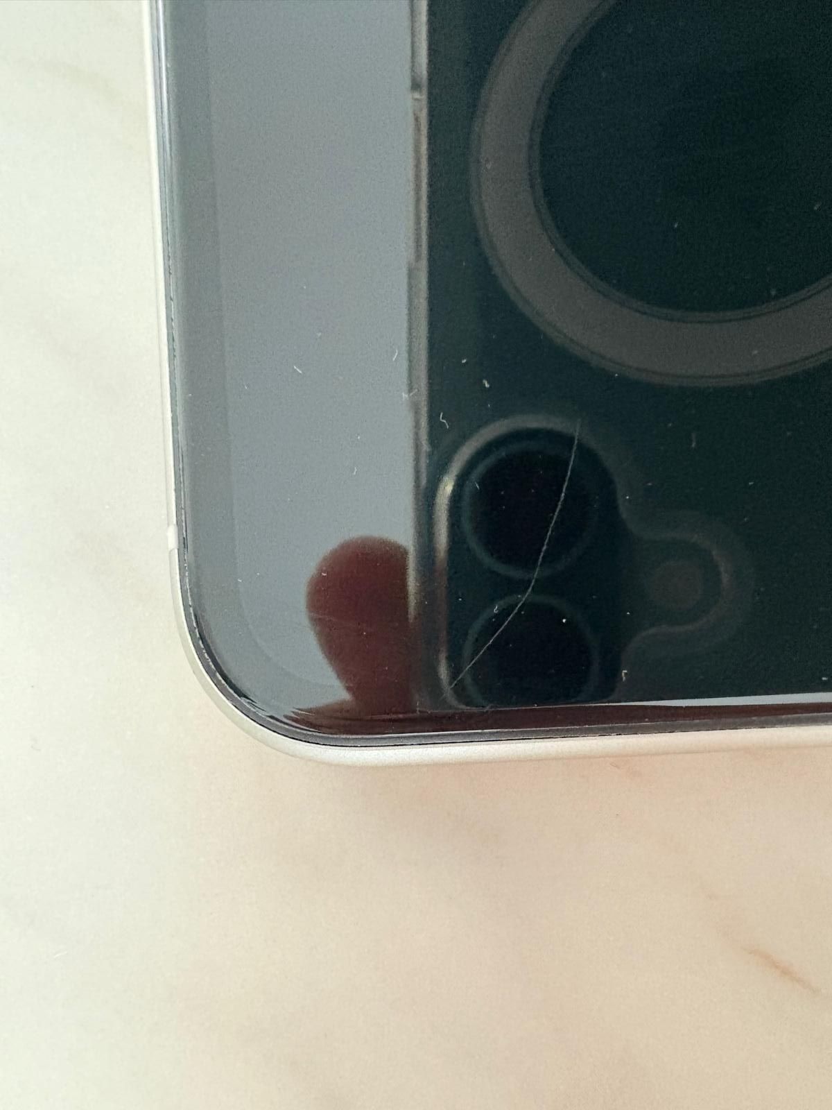 Iphone 11 128GB + akcesoria, stan BDB