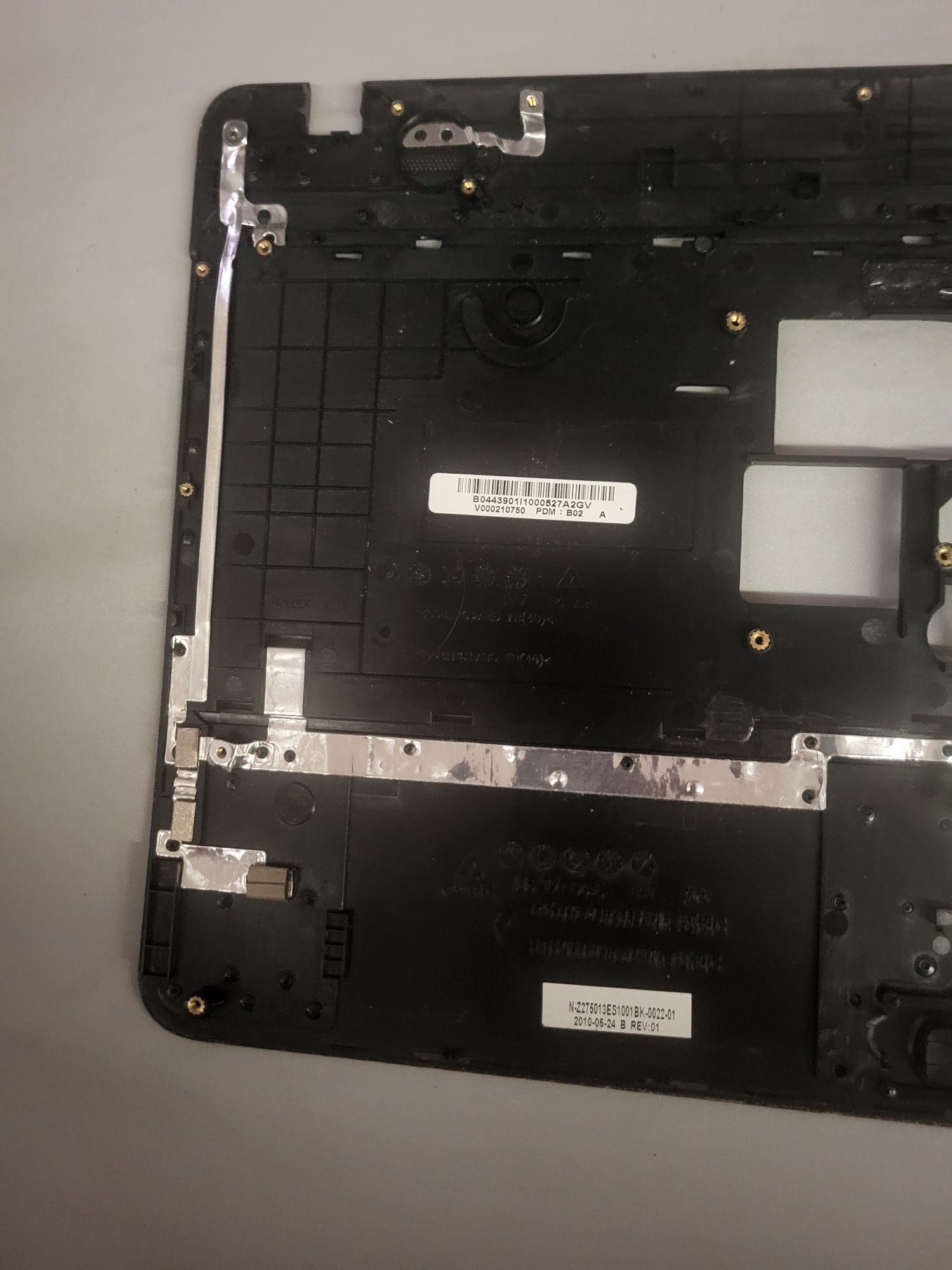 Sprzedam palmrest górną obudowe do laptopa TOSHIBA SATELLITE L650 -1C6