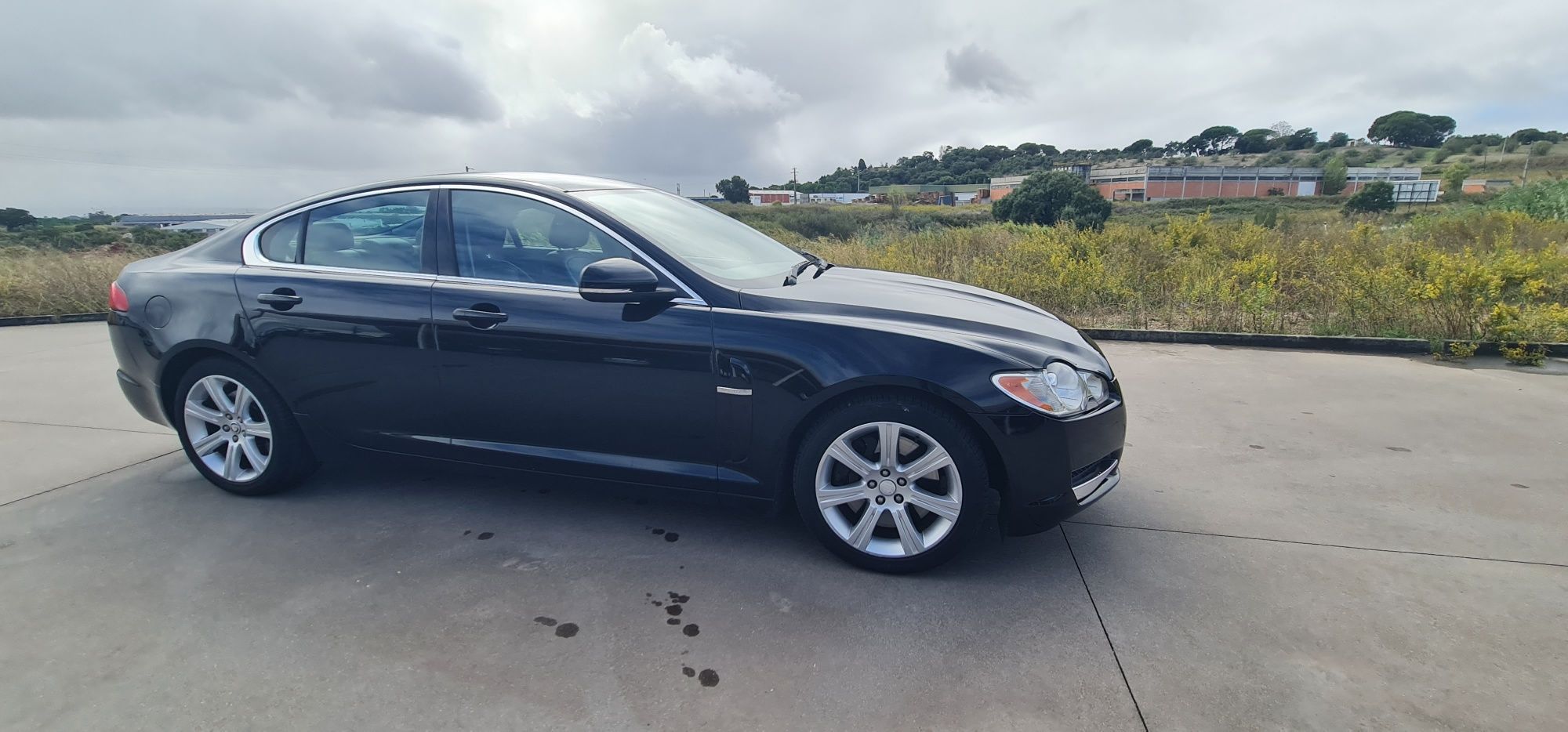 Jaguar XF 3.0 para peças