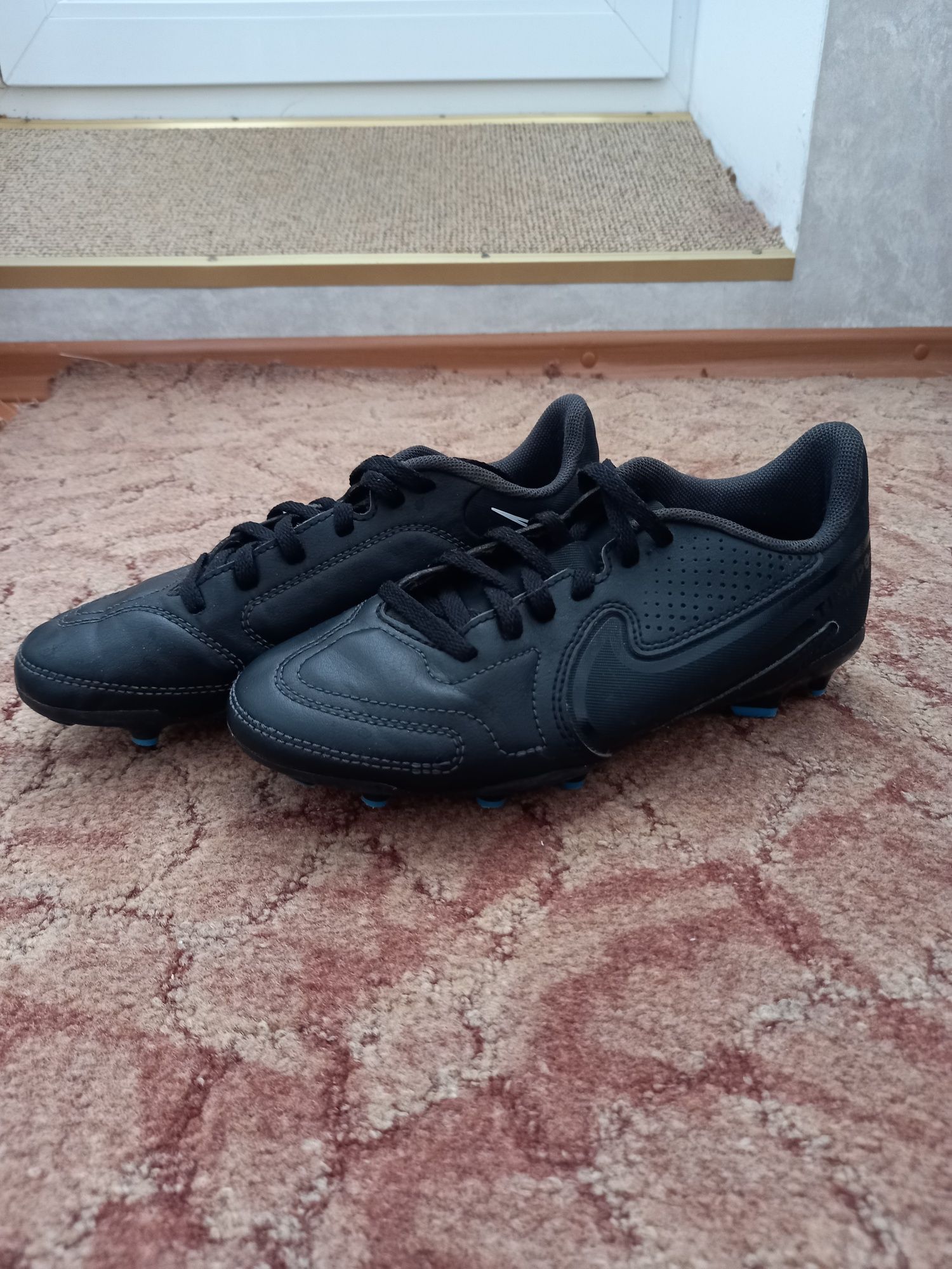 Децкие бутци Nike Tiempo