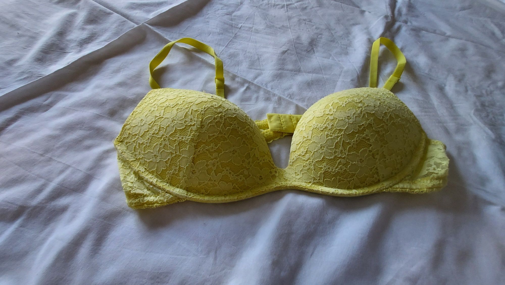 Sutiã amarelo da Tezenis