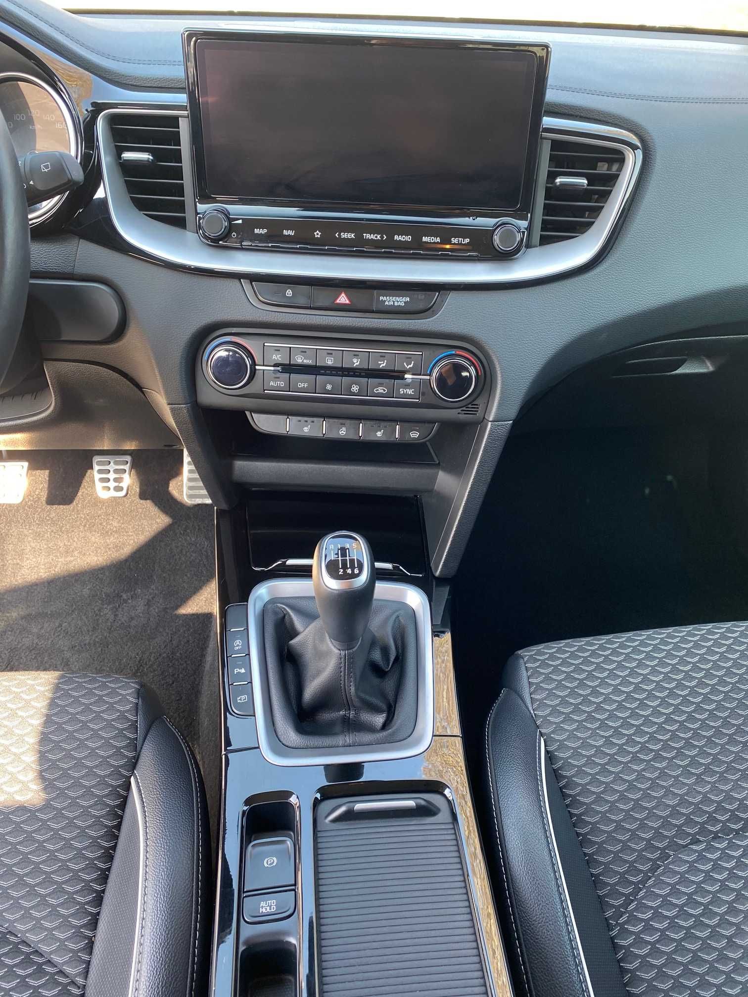 Kia Ceed III 2022 1.5 T-GDI 160KM Business Line