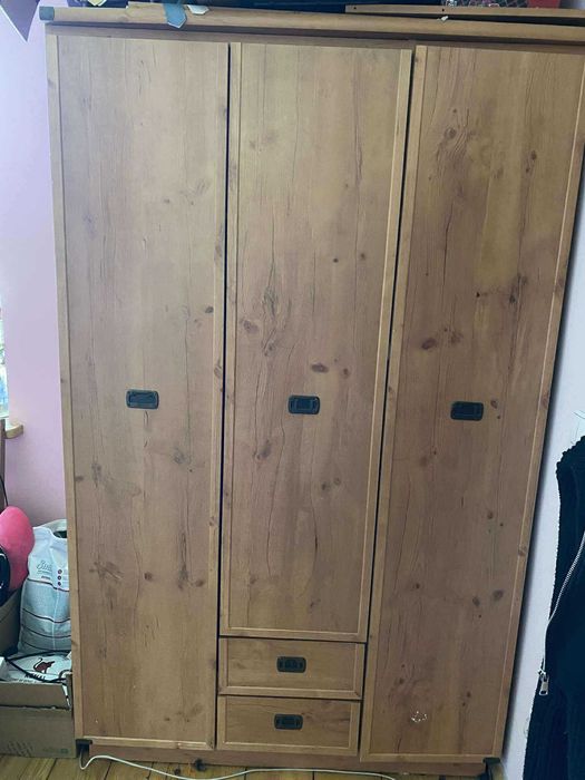 Zestaw mebli, komoda, szafa, biurko, 2 szafki wiszące