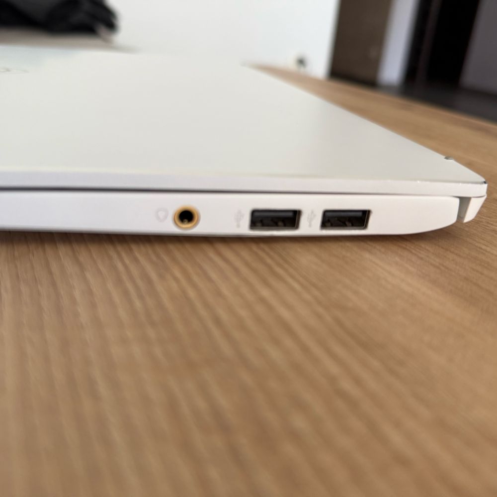 Laptop MSI Prestige 14