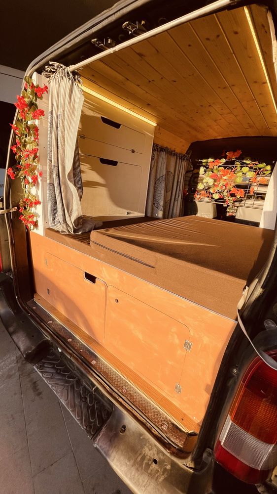 Camper van **LEGALIZADA**