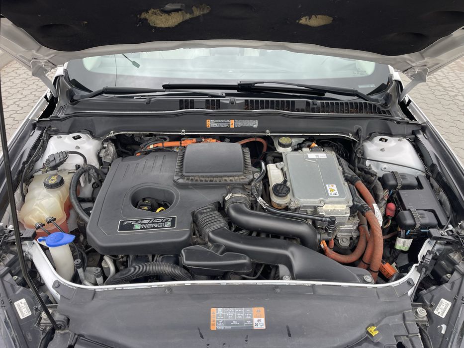 Продам Ford Fusion Plugin Hybrid (PHEV) TITANIUM