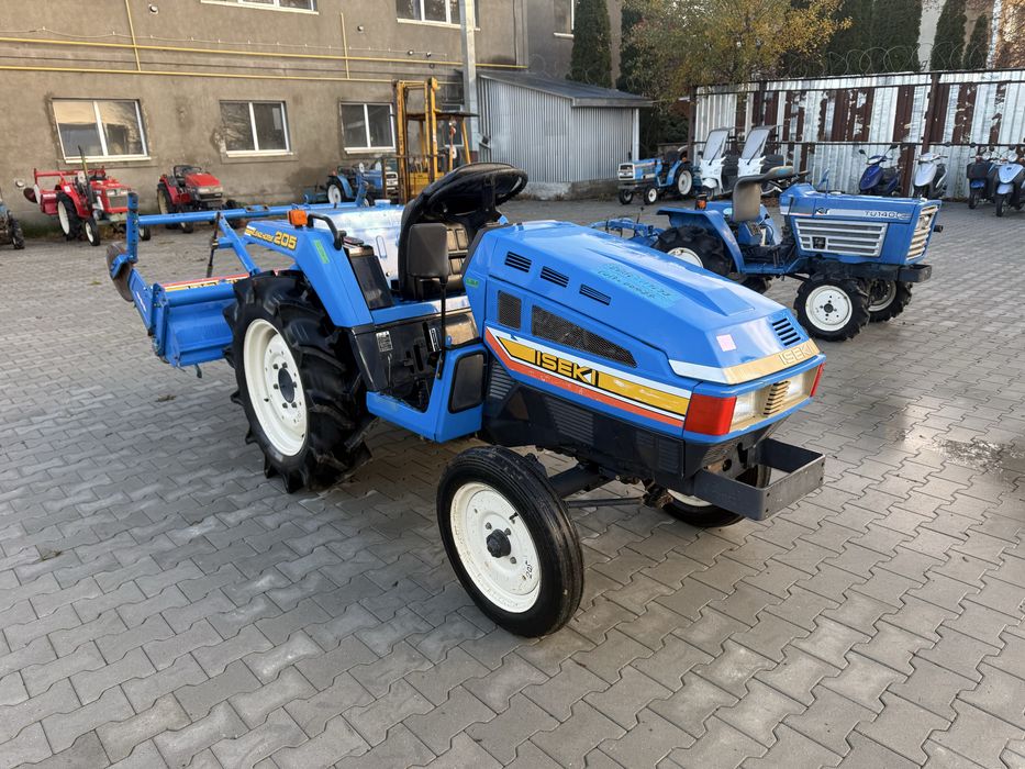Японський трактор Iseki TU205 LandHope