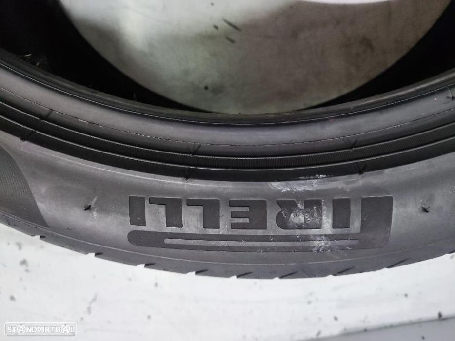 2 pneus semi novos 295-35r21 pirelli - oferta dos portes 180 EUROS