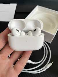 Używane słuchawki bezprzewodowe AirPods 2 Pro